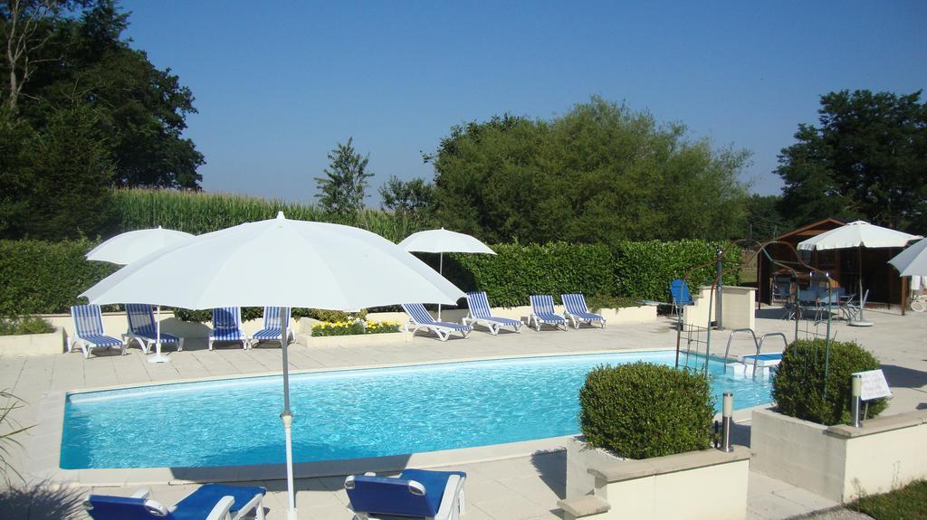 Le Venay Bed & Breakfast Frontenaud Luaran gambar