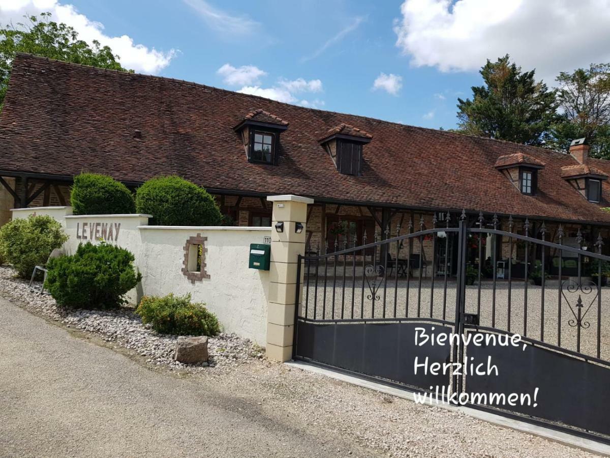 Le Venay Bed & Breakfast Frontenaud Luaran gambar