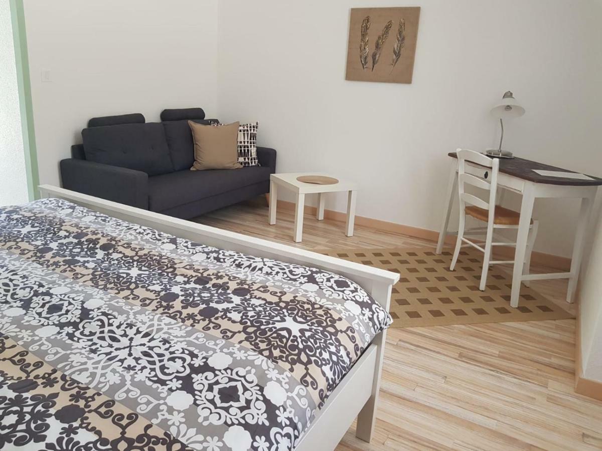 Le Venay Bed & Breakfast Frontenaud Luaran gambar
